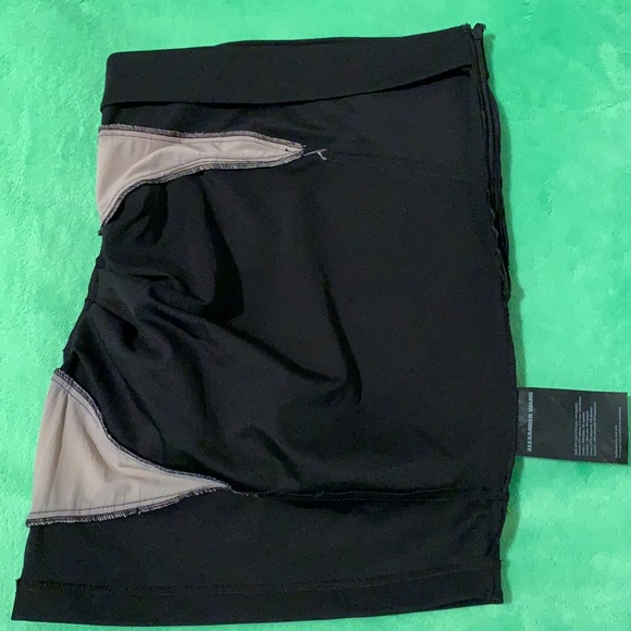 Alexander Wang pencil skirt gathered left side,shirt zipper right top side - Picture 6 of 10